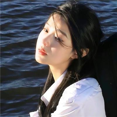 艳阳春水惊鸿